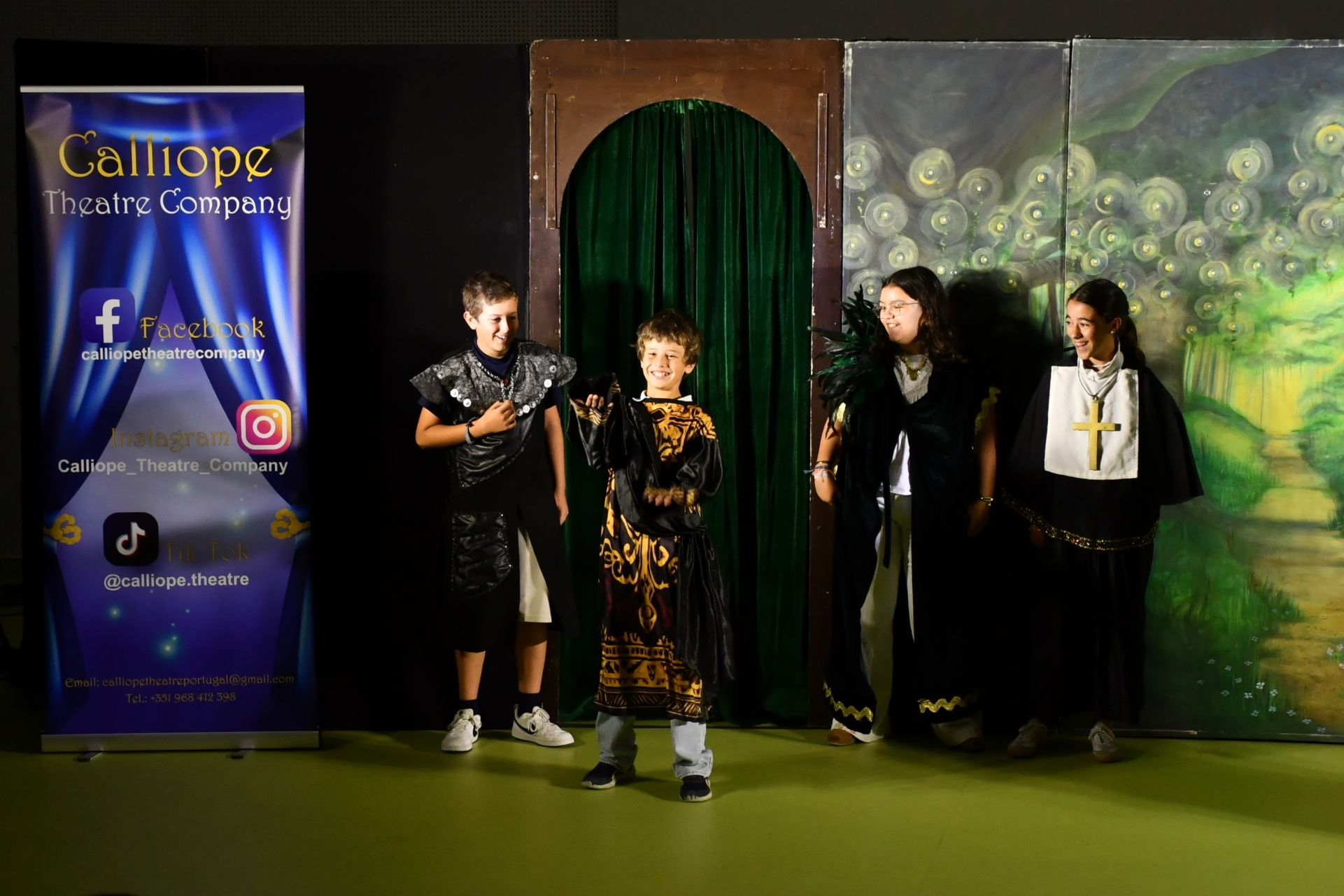 2026-06-05-foto-teatro-em-ingles-(154)