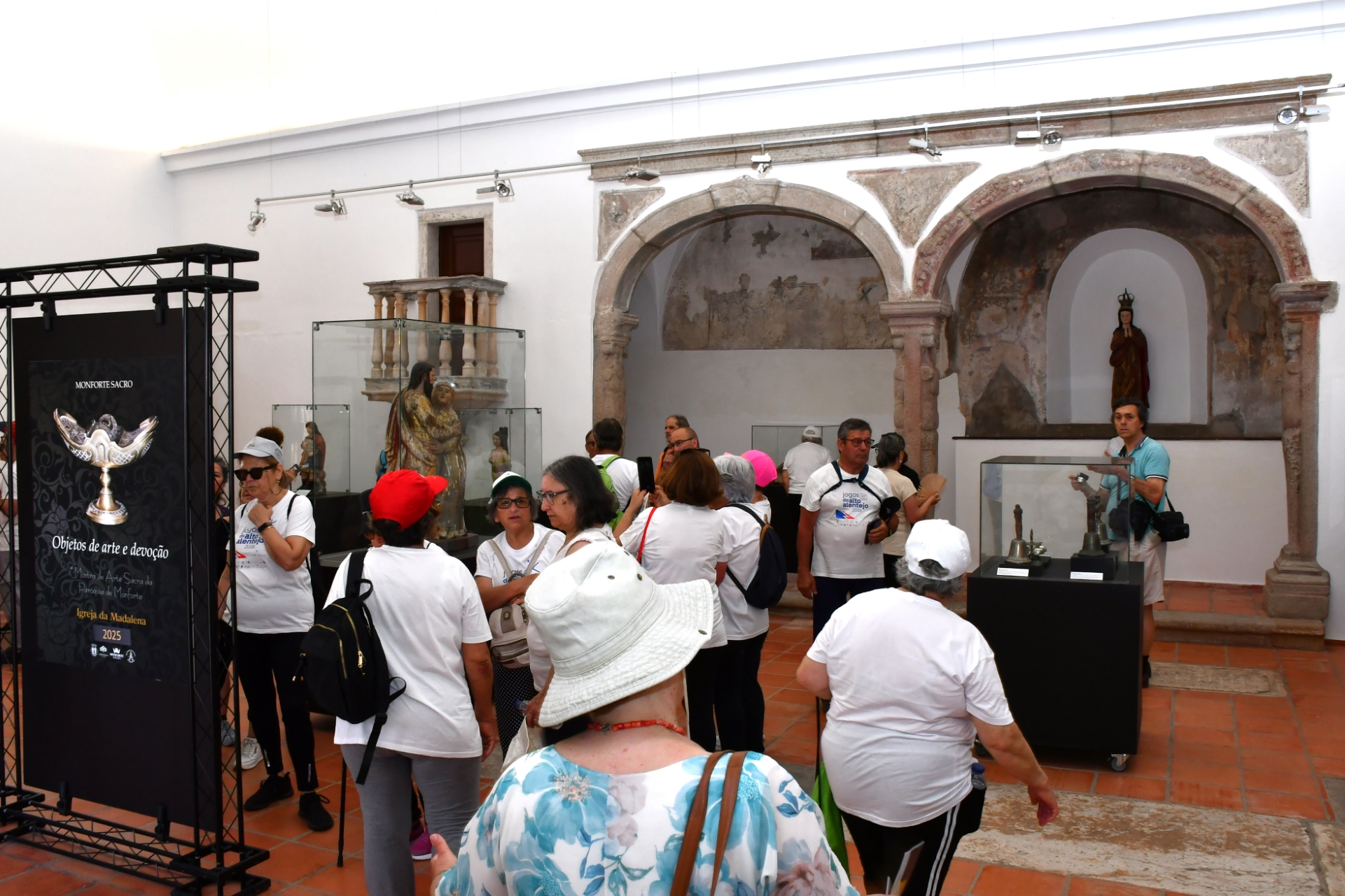 2026-06-08-foto-219-seniores+55-caminharam-em-monforte-(122)