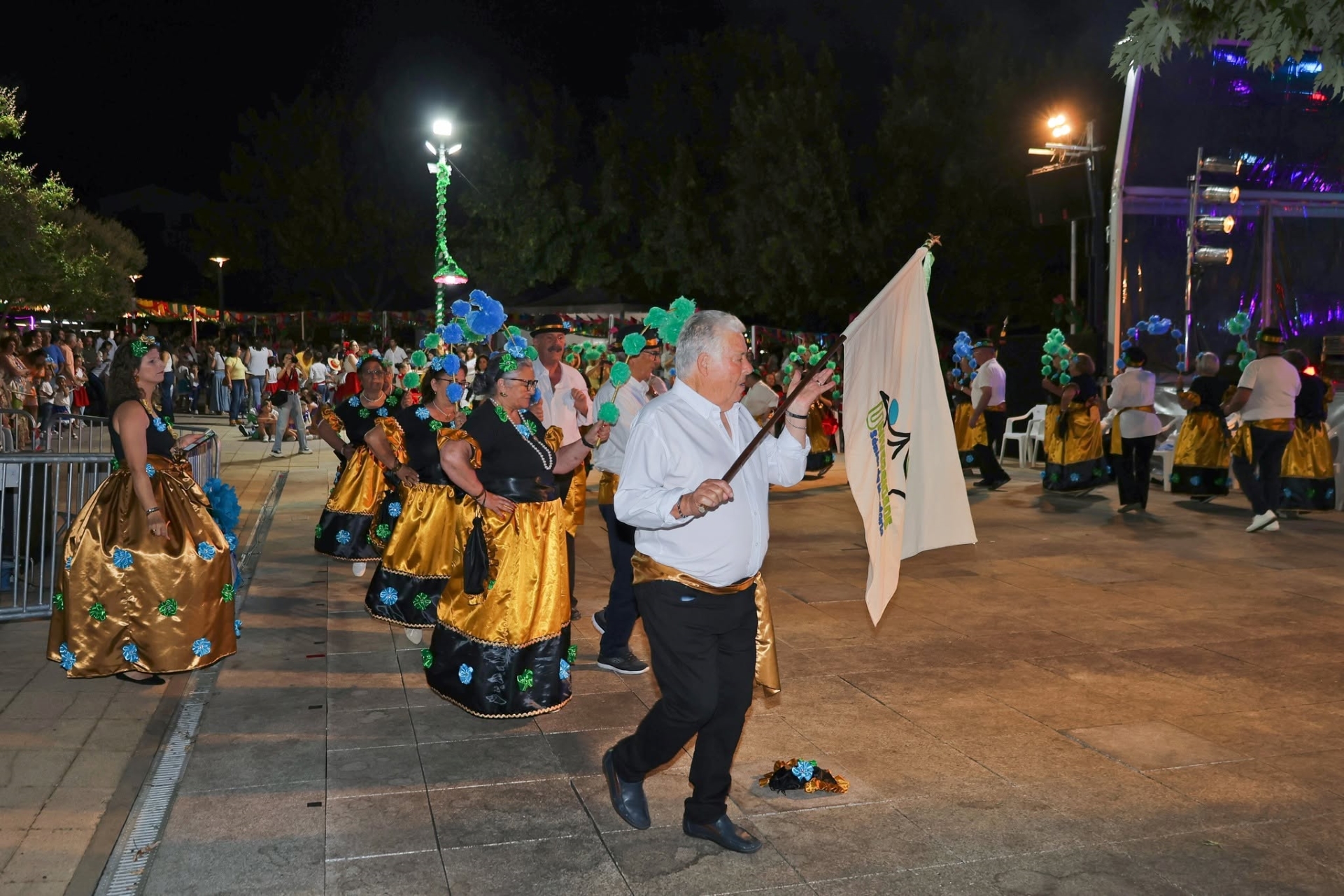 2026-07-03-foto-marchantes-da-usm-abrilhantam-arraiais-(119)