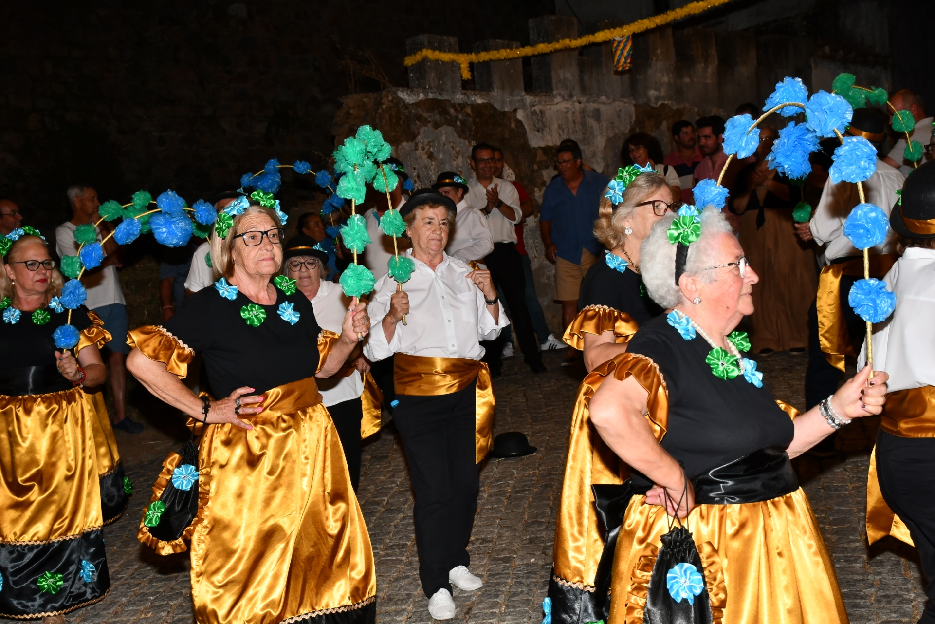 2026-07-03-foto-marchantes-da-usm-abrilhantam-arraiais-(140)