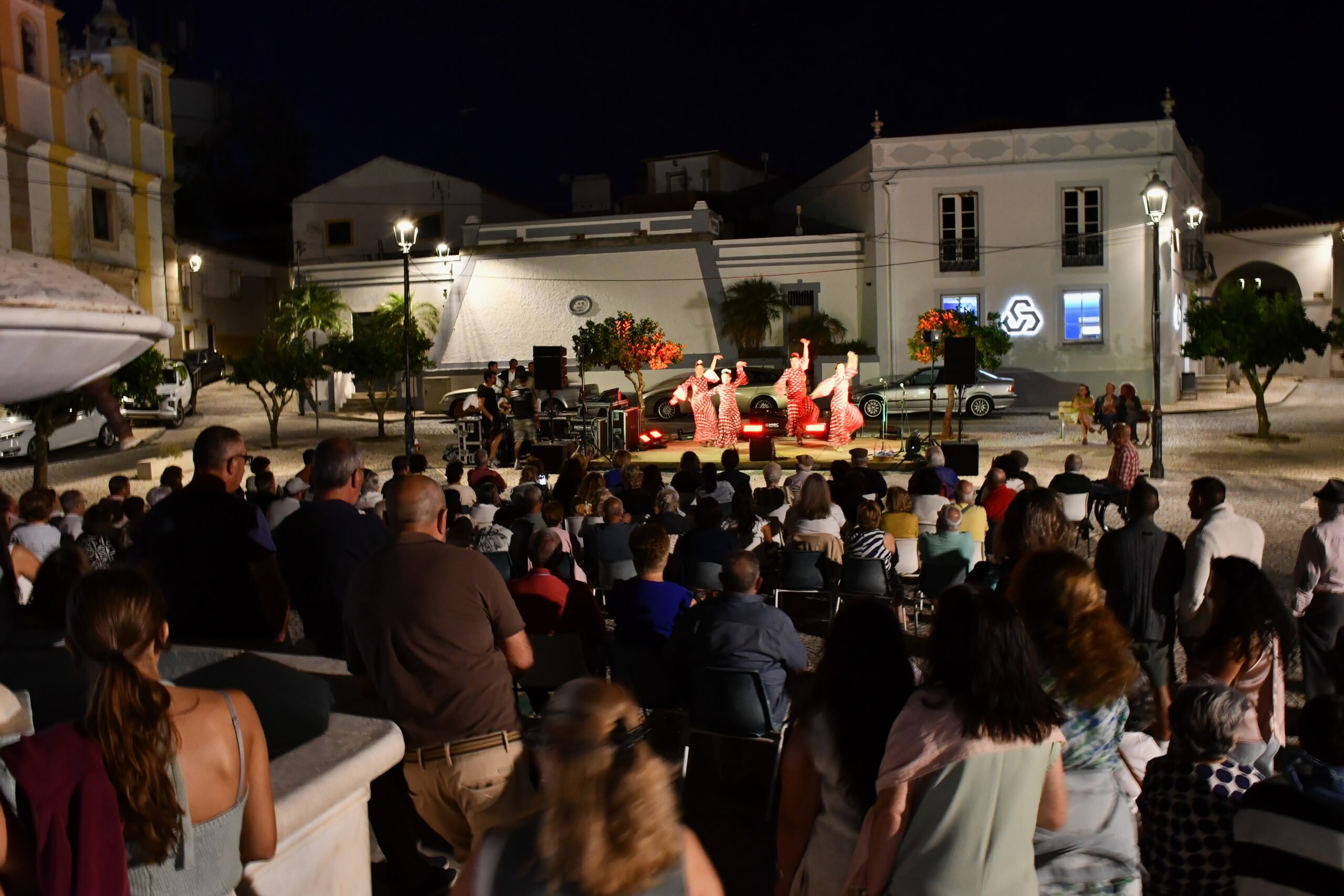 2026-07-21-foto-noites-na-praca-continuam-a-animar-seroes-(133)