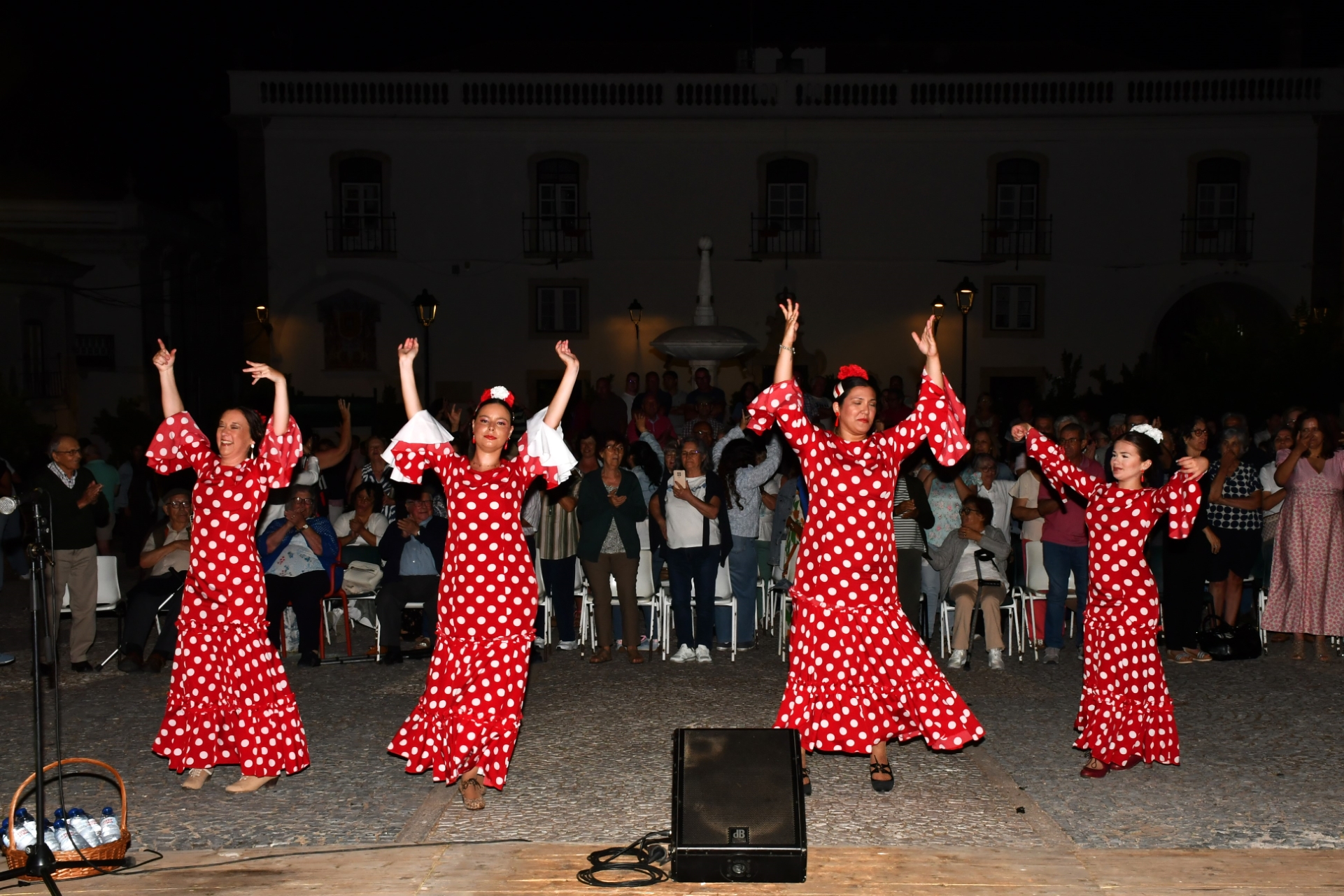 2026-07-21-foto-noites-na-praca-continuam-a-animar-seroes-(159)