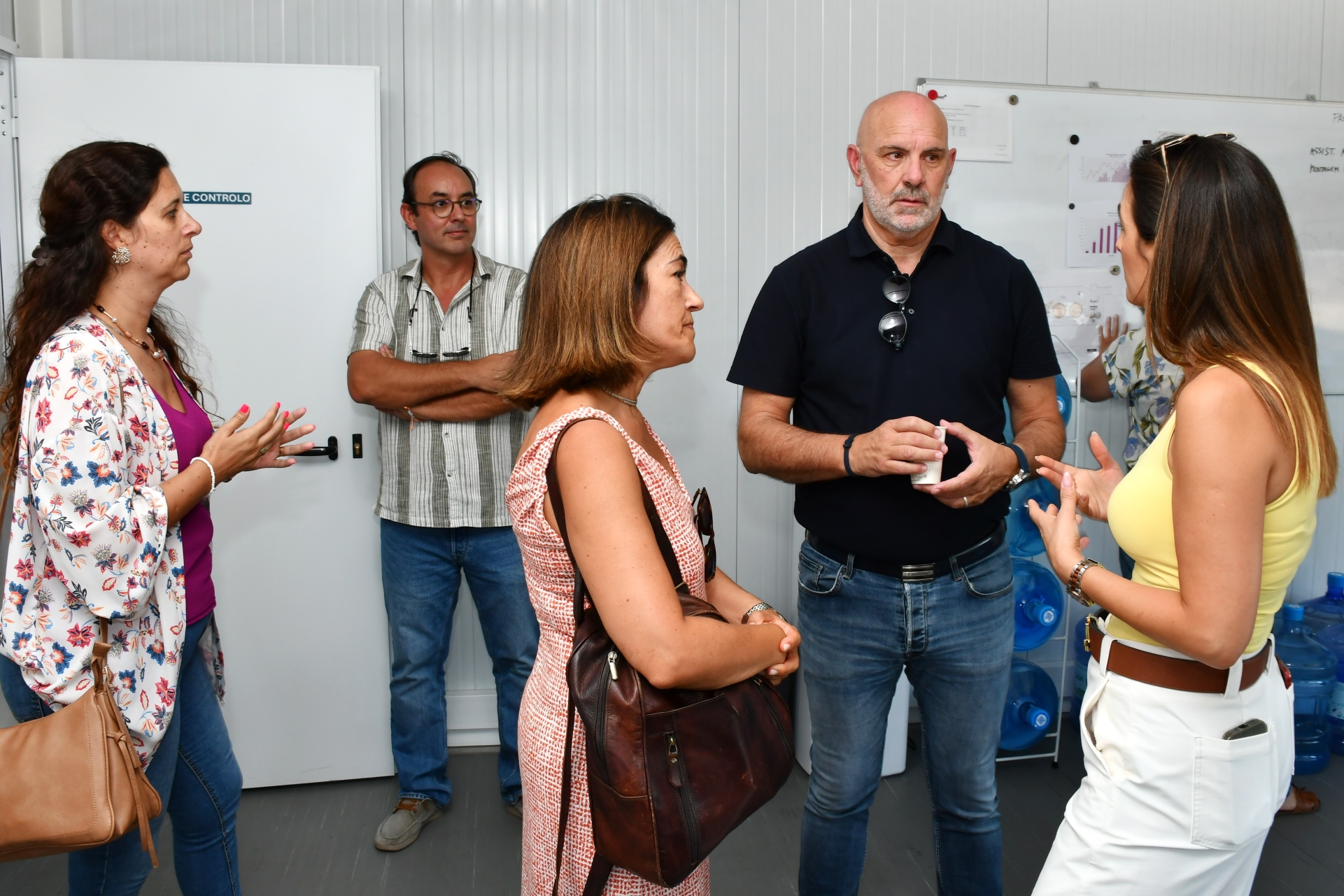 2026-09-22-foto-autarcas-e-tecnicos-visitam-central-de-biometano-(119)
